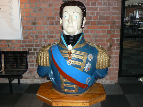 figurehead with cracks clearly showing