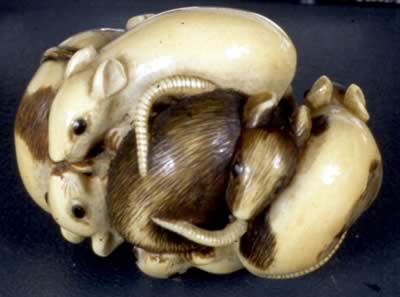 ivory carved in the shape of a bundle of rats